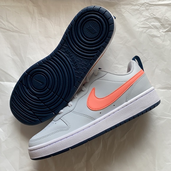 Nike court borough pure platinum shoes. Never worn. Brand new. Box has no lid - Picture 8 of 12